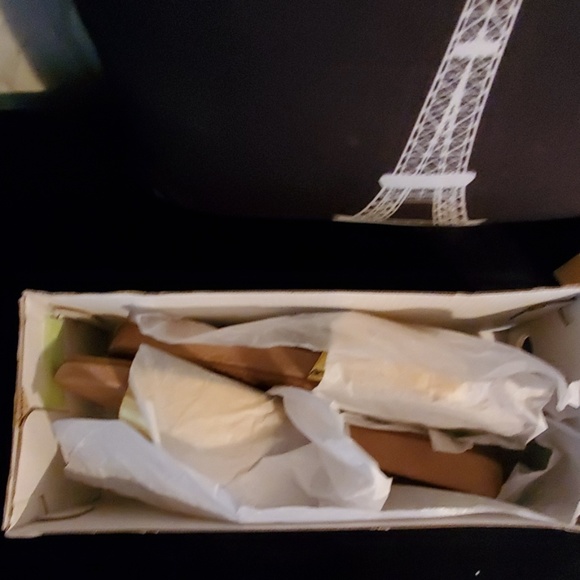 AUTHENTIC MICHAEL KORS SANDAL💥💥 - Picture 4 of 5